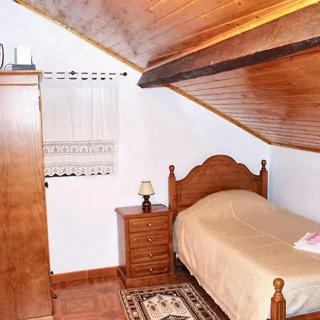 Charming House In With Mountain View *