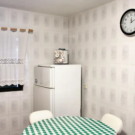 Charming House In With Mountain View