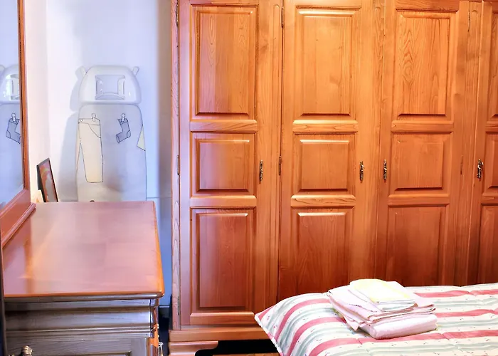 Holiday home Charming House In With Mountain View Paredes do Rio